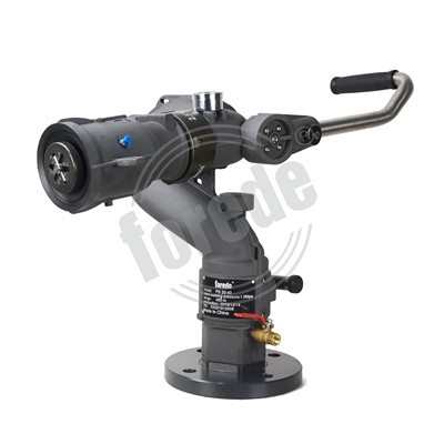 Xe tải nước pháo